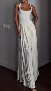 Effortless Elegant Dress with Chic Suspender Detail for Casual Style