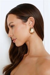 Statement Gold Party Earrings for a Luxe Evening Glow