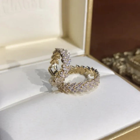 Shimmering Leaf Ear Cuff with Zircon Stones for Effortless Edge