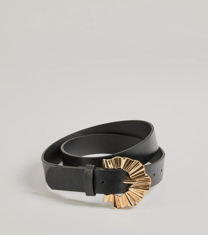 Chunky Hammered Buckle Faux Leather Belt for Edgy Everyday Outfits