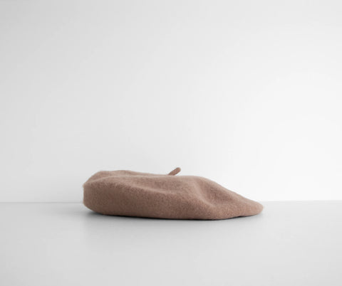 Classic Wool Beret for Effortless Fall Style