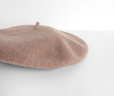 Classic Wool Beret for Effortless Fall Style