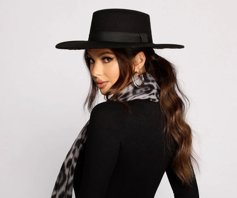 Faux Wool Boater Hat for Cozy Winter Style