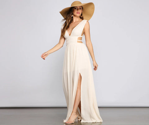 Effortlessly Chic Oversized Straw Hat for Beach Days & Sunny Strolls