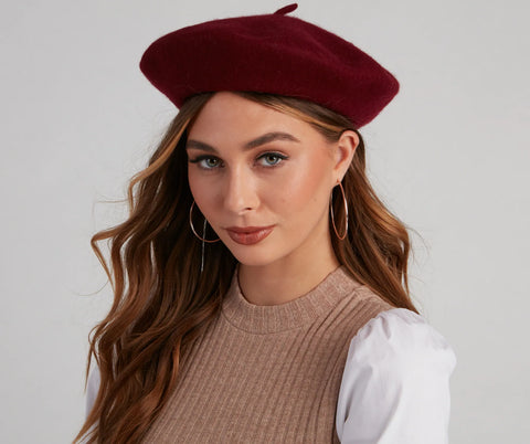 Effortlessly Chic Wool Beret for a Timeless Parisian Vibe