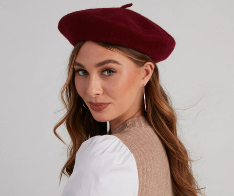 Effortlessly Chic Wool Beret for a Timeless Parisian Vibe