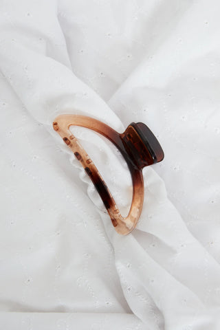 Chocolate Brown Hair Claw Clip for Effortless Everyday Hairstyles