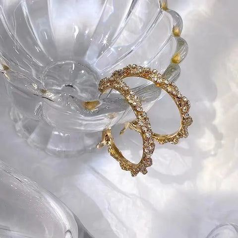 Everyday Hoop Earrings for Effortless Style and Minimalist Charm