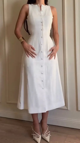 Elegant Solid Color Dress for Everyday Sophistication