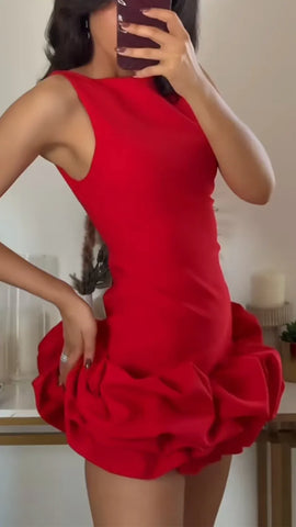 Elegant Pleated Hem Evening Dress with Chic Patchwork Details