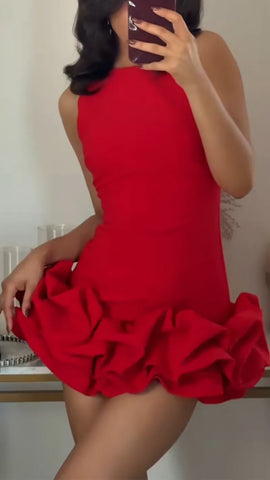 Elegant Pleated Hem Evening Dress with Chic Patchwork Details