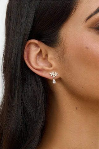 Dainty Gold Stud Earrings with Sparkling Diamantes for Effortless Everyday Glamour