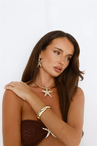 Wavy Gold Cuff Bangle for an Elegant Everyday Look