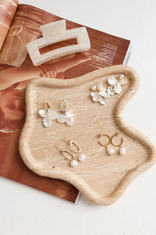 Elegant Gold Dangle Earrings with Faux Pearl for Timeless Style