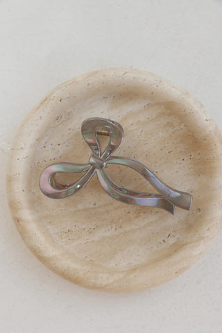 Effortlessly Chic Acetate Claw Clip for All-Day Hold and Quick Styling