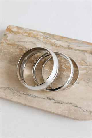 Sleek Silver Bangle Set for Effortless Layering and Everyday Style