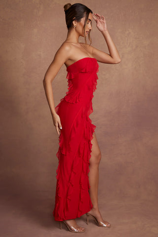 Romantic Maxi Dress with Dramatic Ruffles for Effortless Evening Glamour