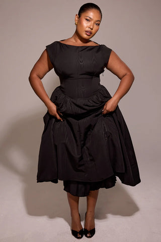 Backless Tulle Midi Dress for Glamorous Evenings & Statement Entrances