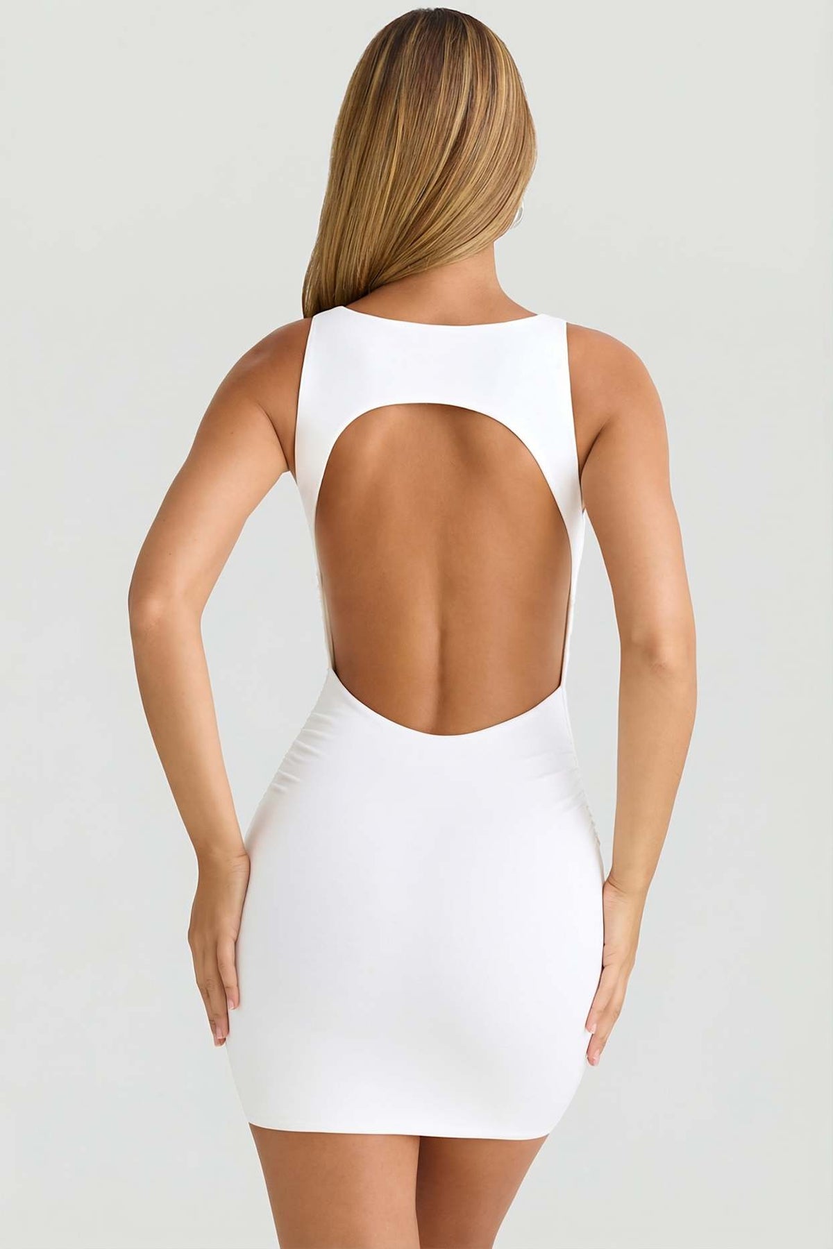 Backless Sleeveless Dress with Ruching for Effortless Evening Style