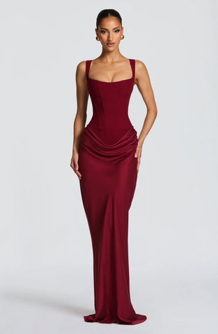Burgundy Maxi Dress with Lace-Up Back for Effortless Evening Style
