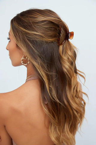 Chocolate Brown Hair Claw Clip for Effortless Everyday Hairstyles