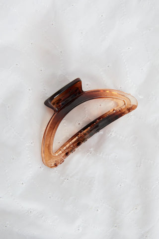 Chocolate Brown Hair Claw Clip for Effortless Everyday Hairstyles