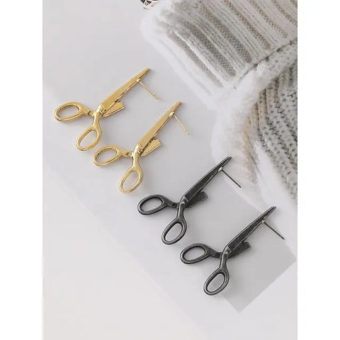 Gothic Masquerade Earrings for Dark Romance and Evening Elegance