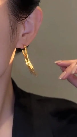 Graceful G Tassel Earrings for Effortless Glamour and Everyday Elegance